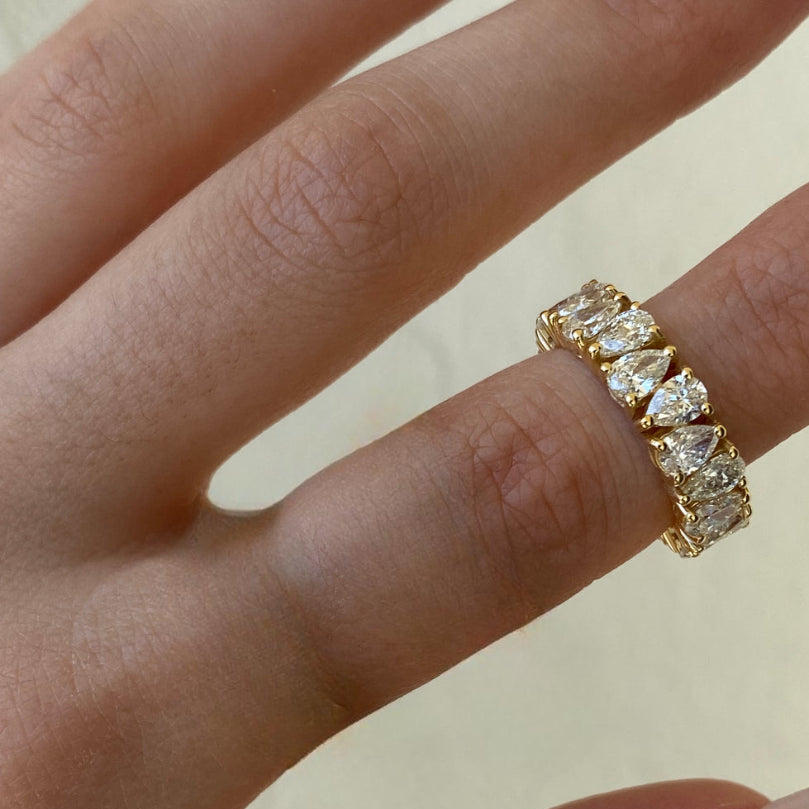 Full eternity ring pear cut shape