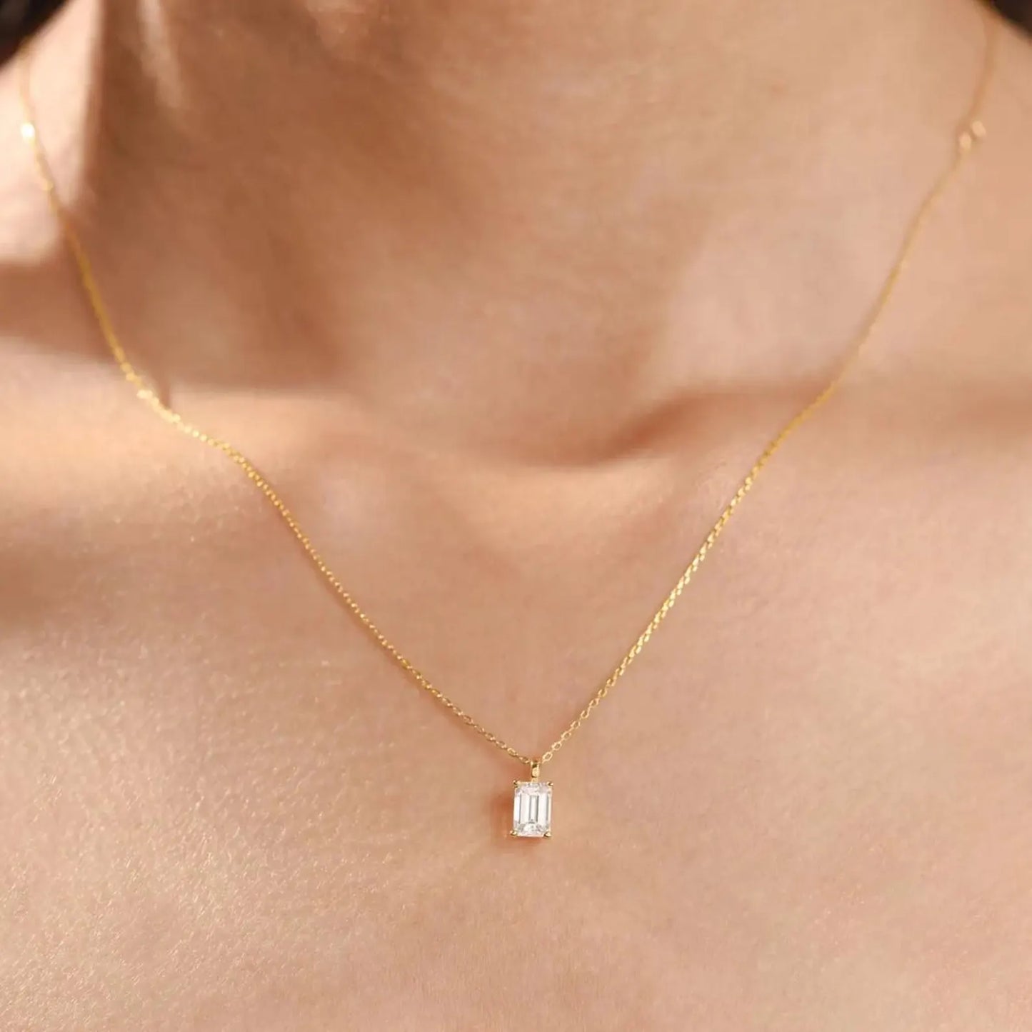 Emerald shape solitaire pendant