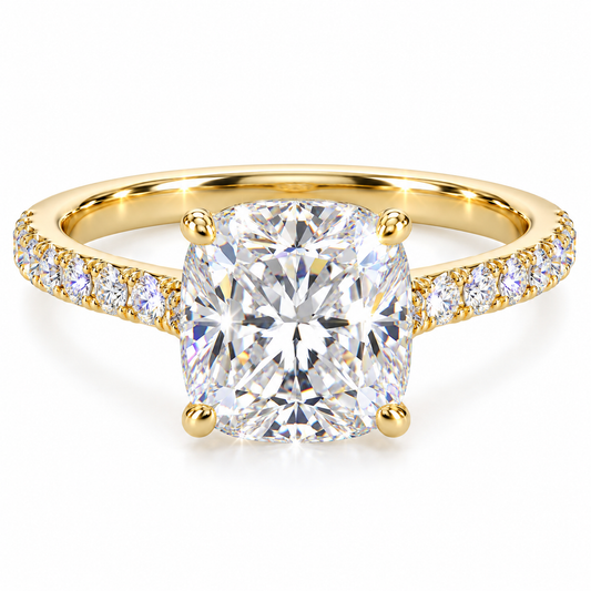 Anillo pavé con diamante talla cojín