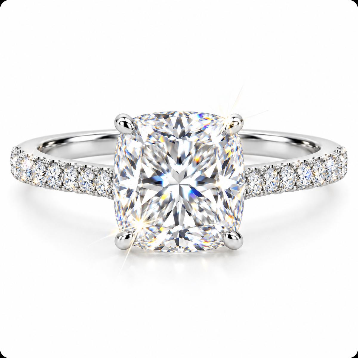 Anillo pavé con diamante talla cojín