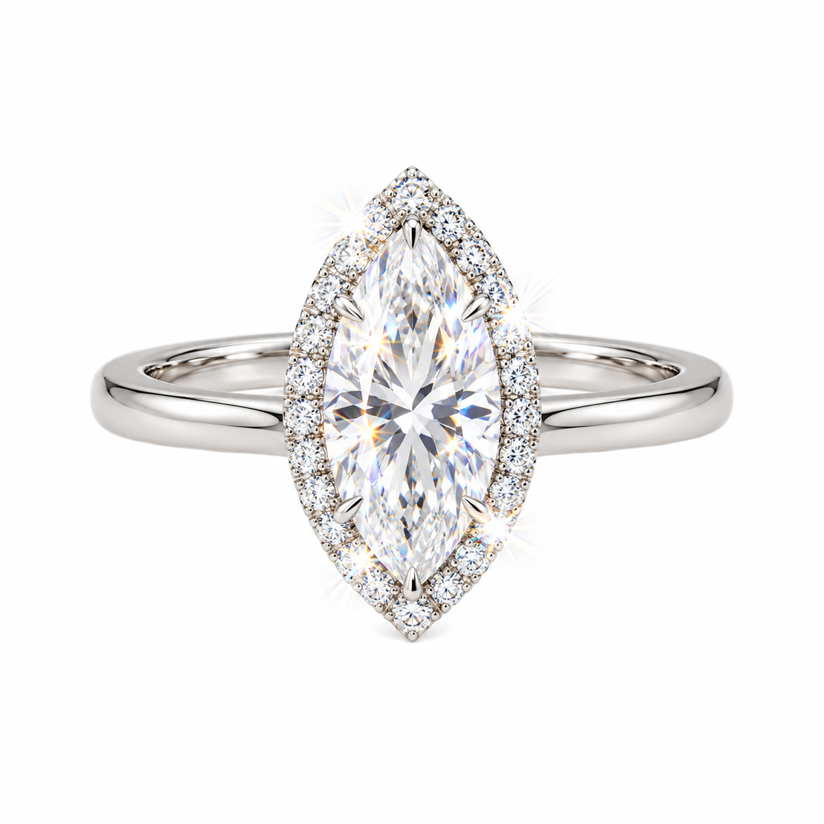 Anillo de compromiso marquesa con halo