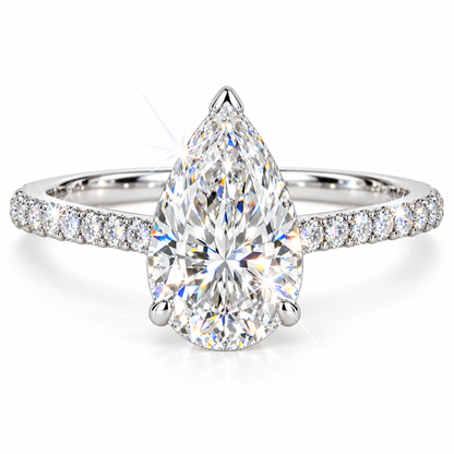 Anillo pavé de diamante talla pera