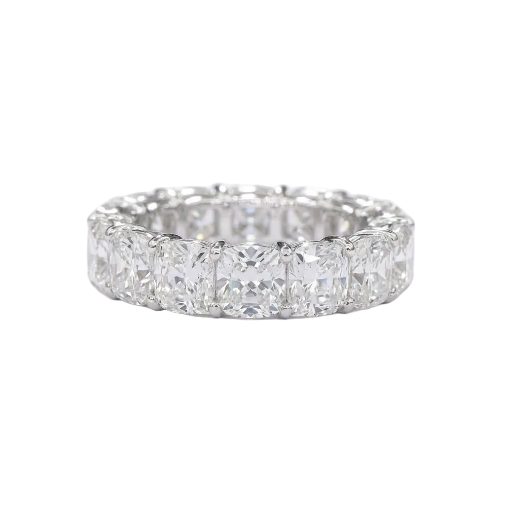 Full eternity ring cushion shape