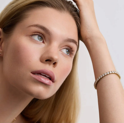 Radiant  Shape Tennis Bracelet