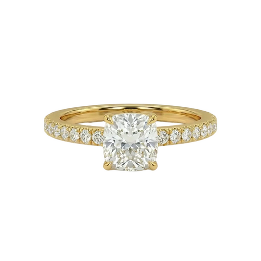 Cushion Diamond pavé ring